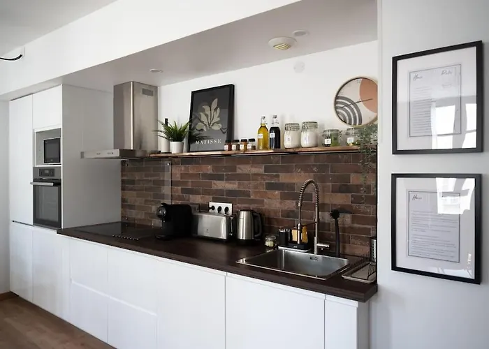 Le Pozzi, Parking Prive Plein Centre Lejlighed *